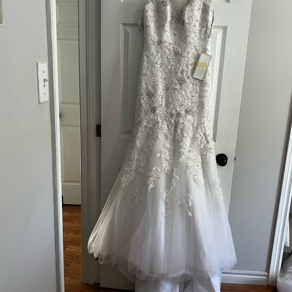 NWT Sophia Tolli White Floral Lace Dress